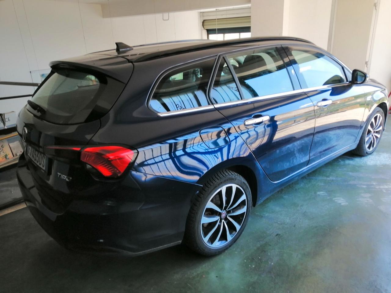 Fiat Tipo 1.6 Mjt S&S SW Lounge