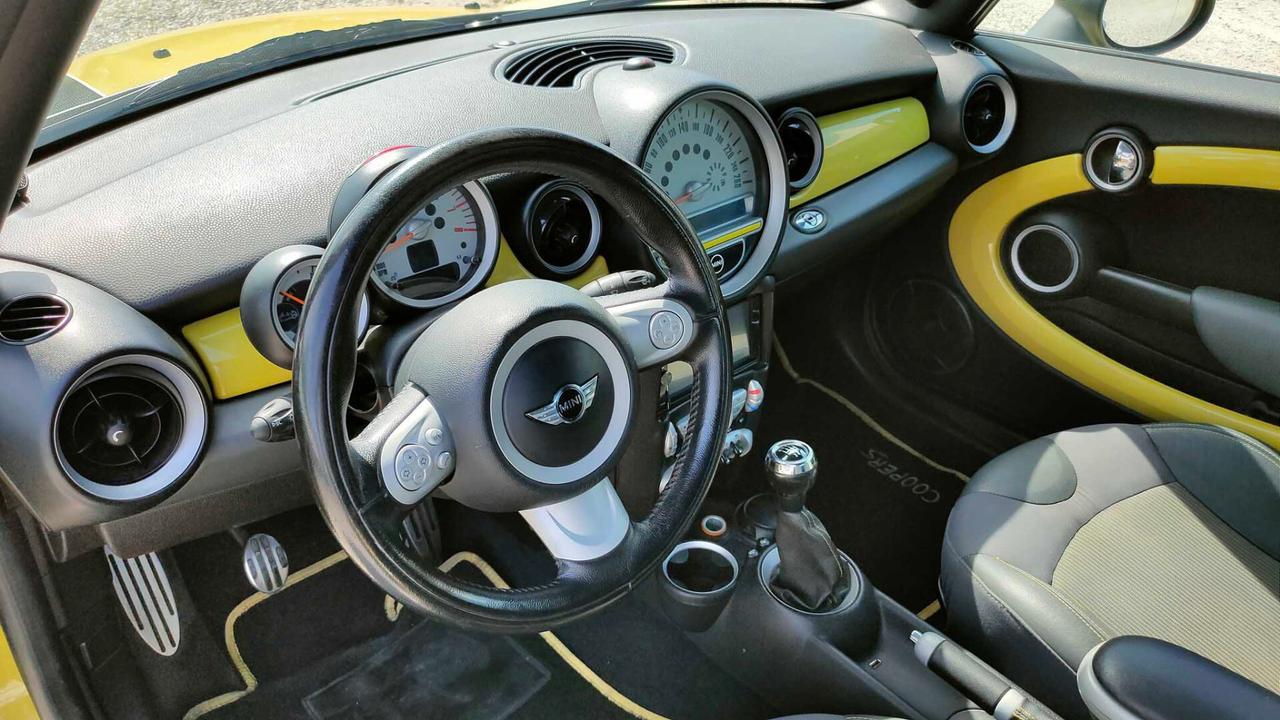 MINI COOPER S CABRIO