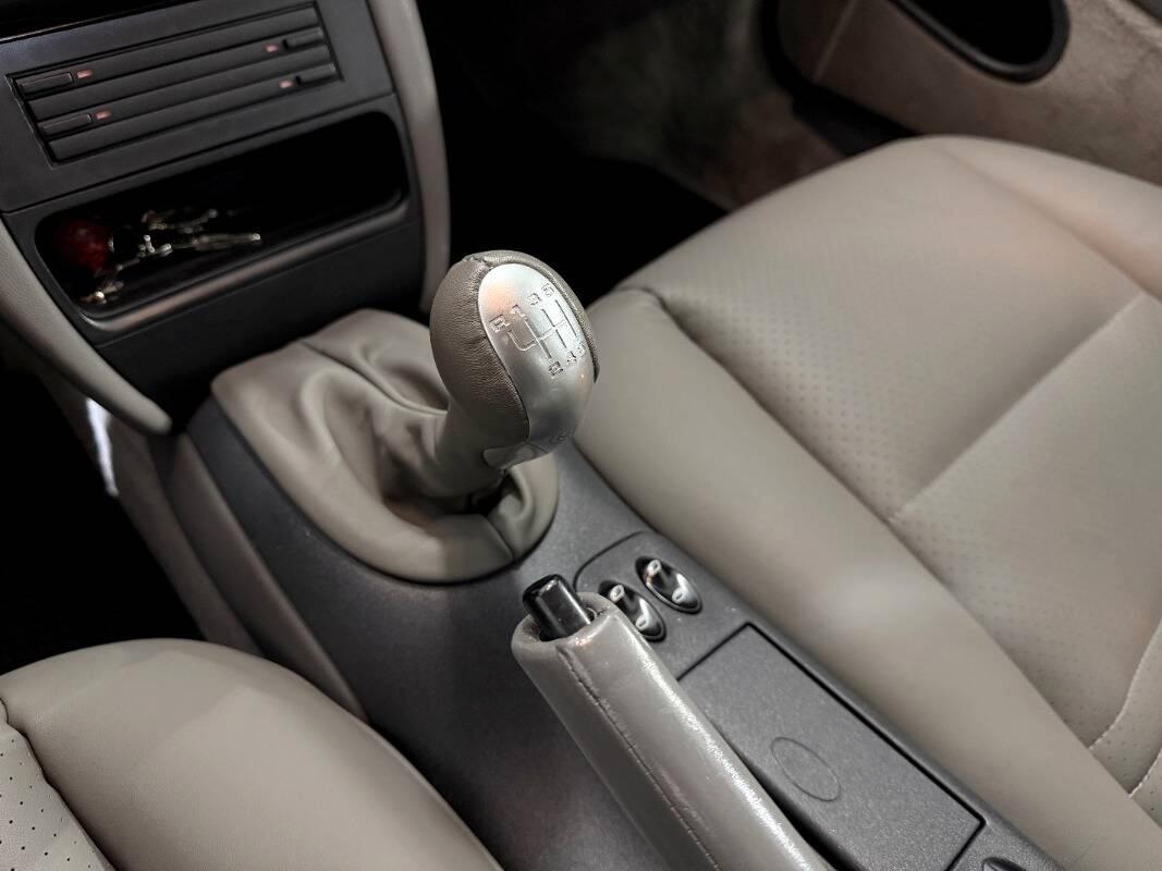 Porsche 911 Carrera 3.4 Carrera coupe TT3 ASI