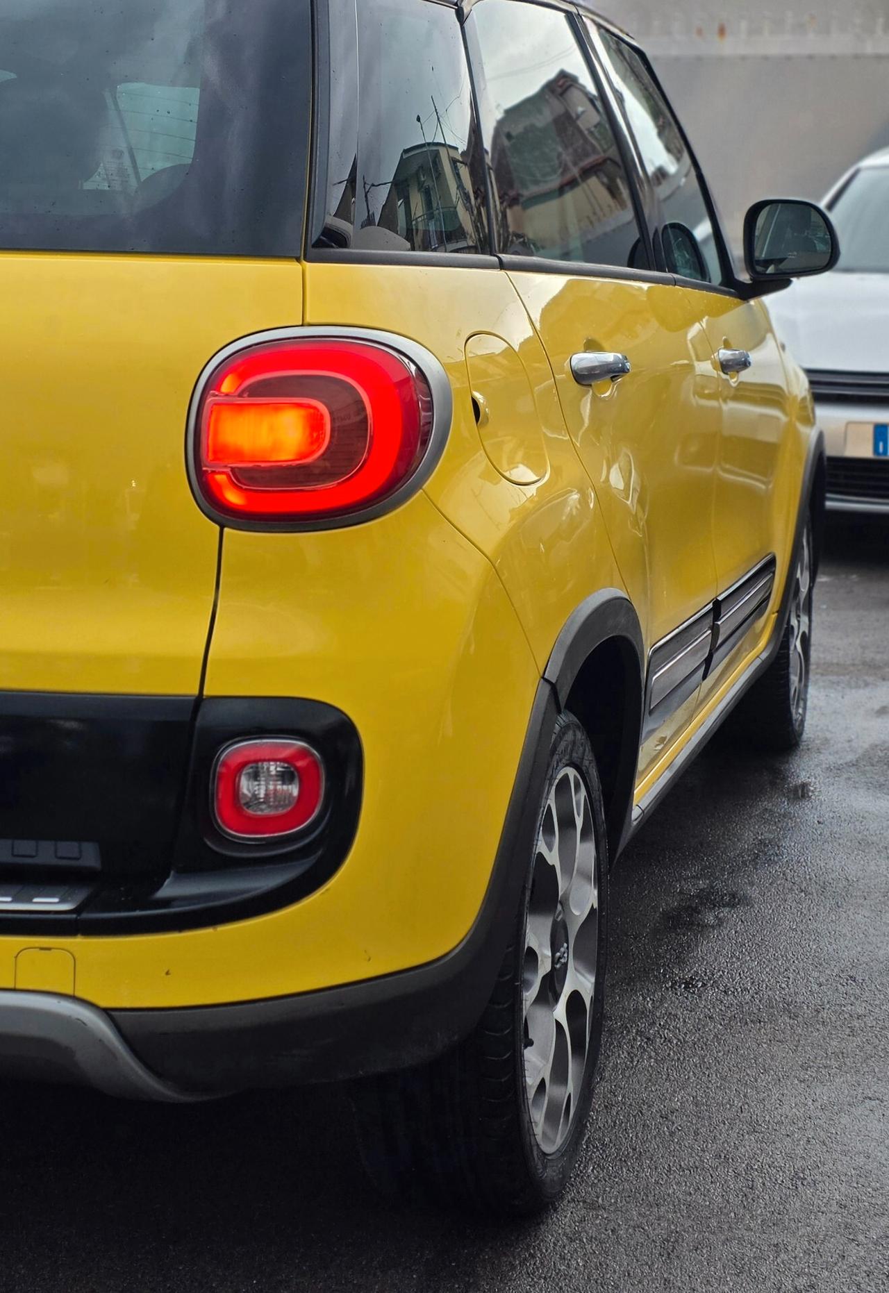 Fiat 500L 1.3 Multijet 85 CV Dualogic Trekking