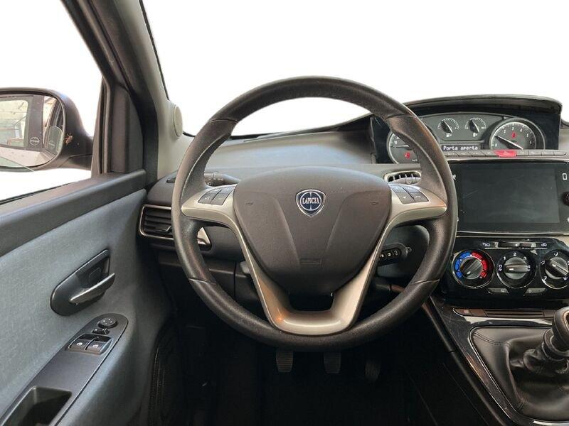 Lancia Ypsilon III 2021 1.0 firefly hybrid Gold s&s 70cv