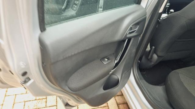 CITROEN C3 PureTech 82 Exclusive