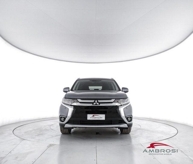 MITSUBISHI Outlander 2.2 DI-D 4WD Intense - AUTOCARRO N1 - PER OPERATOR