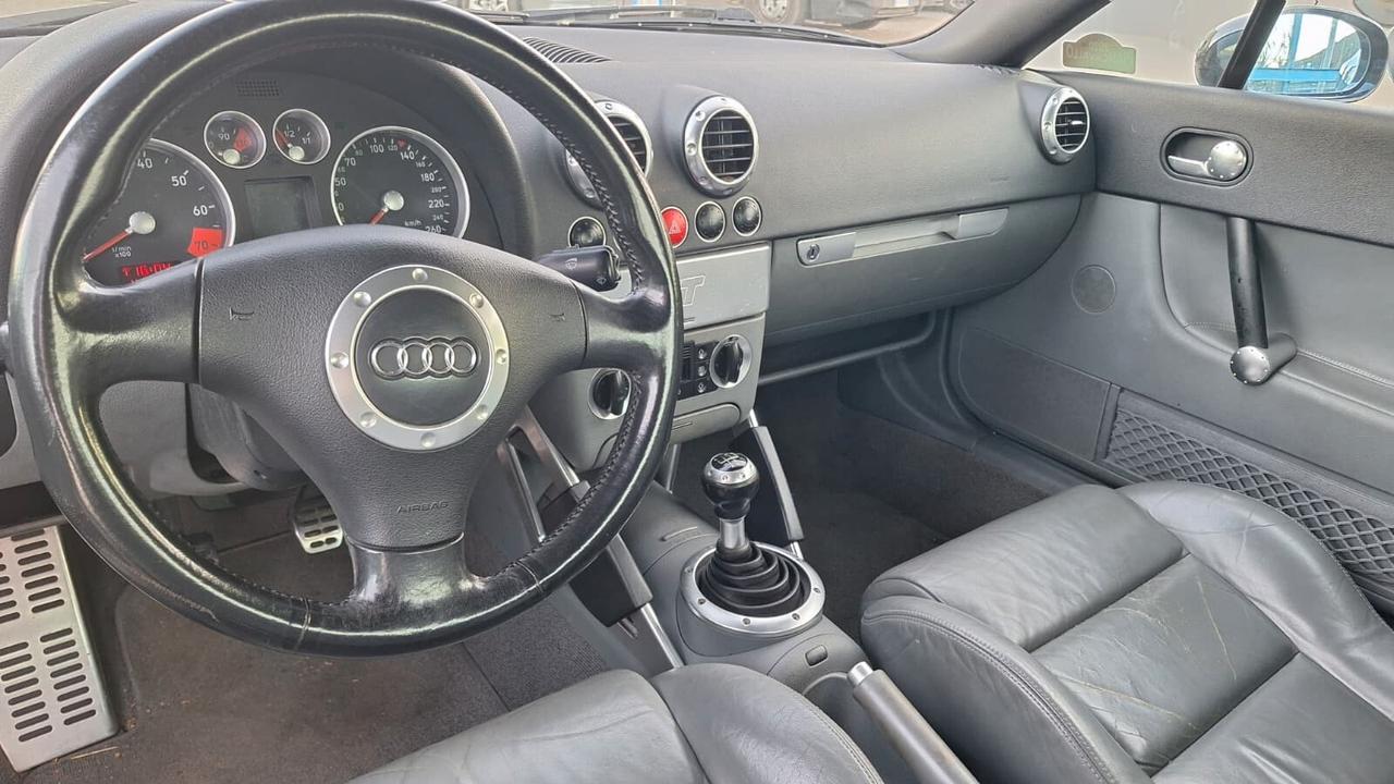 Audi TT Roadster 1.8 T Cabrio