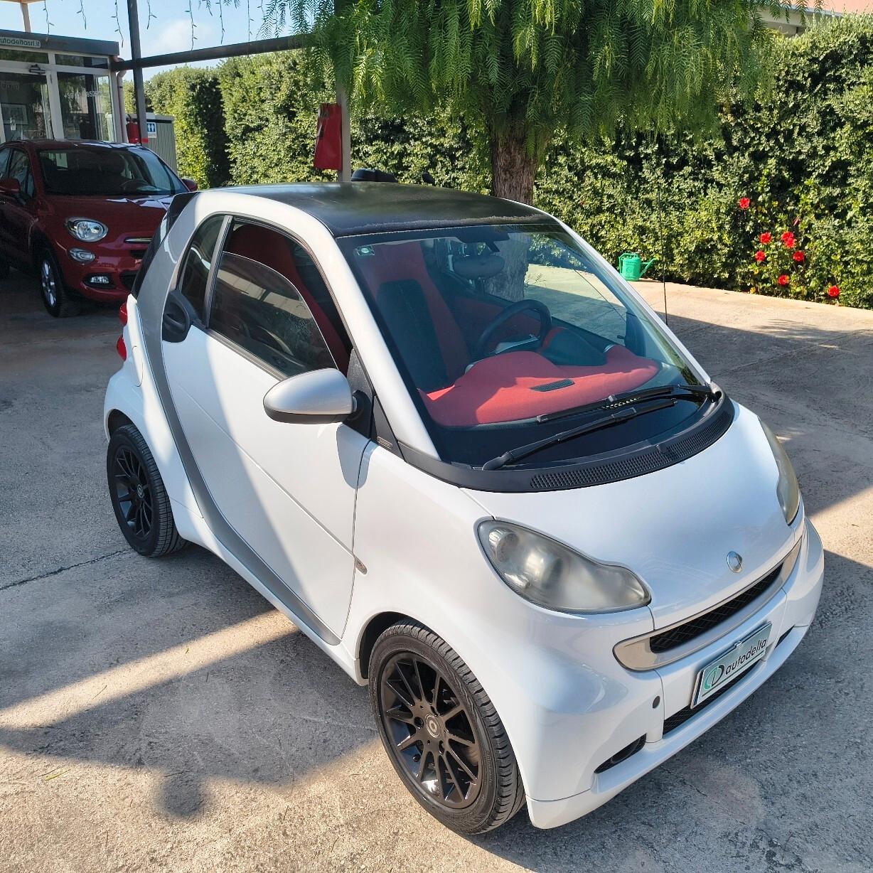 Smart ForTwo 1000 52 kW coupé passion