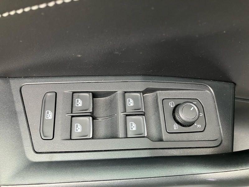 Volkswagen T-Roc T-Roc 2.0 TDI SCR R-Line