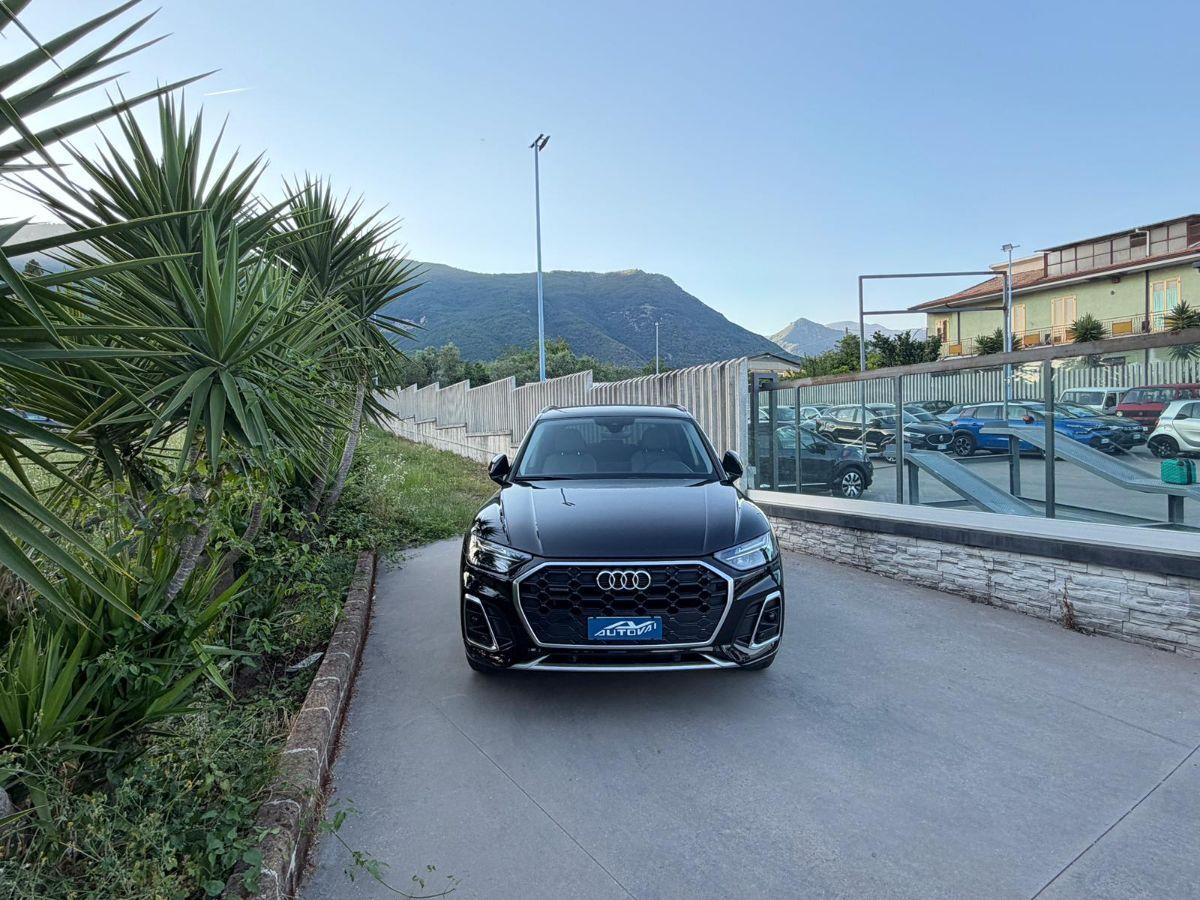 AUDI - Q5 - 40 TDI quattro S tronic S line