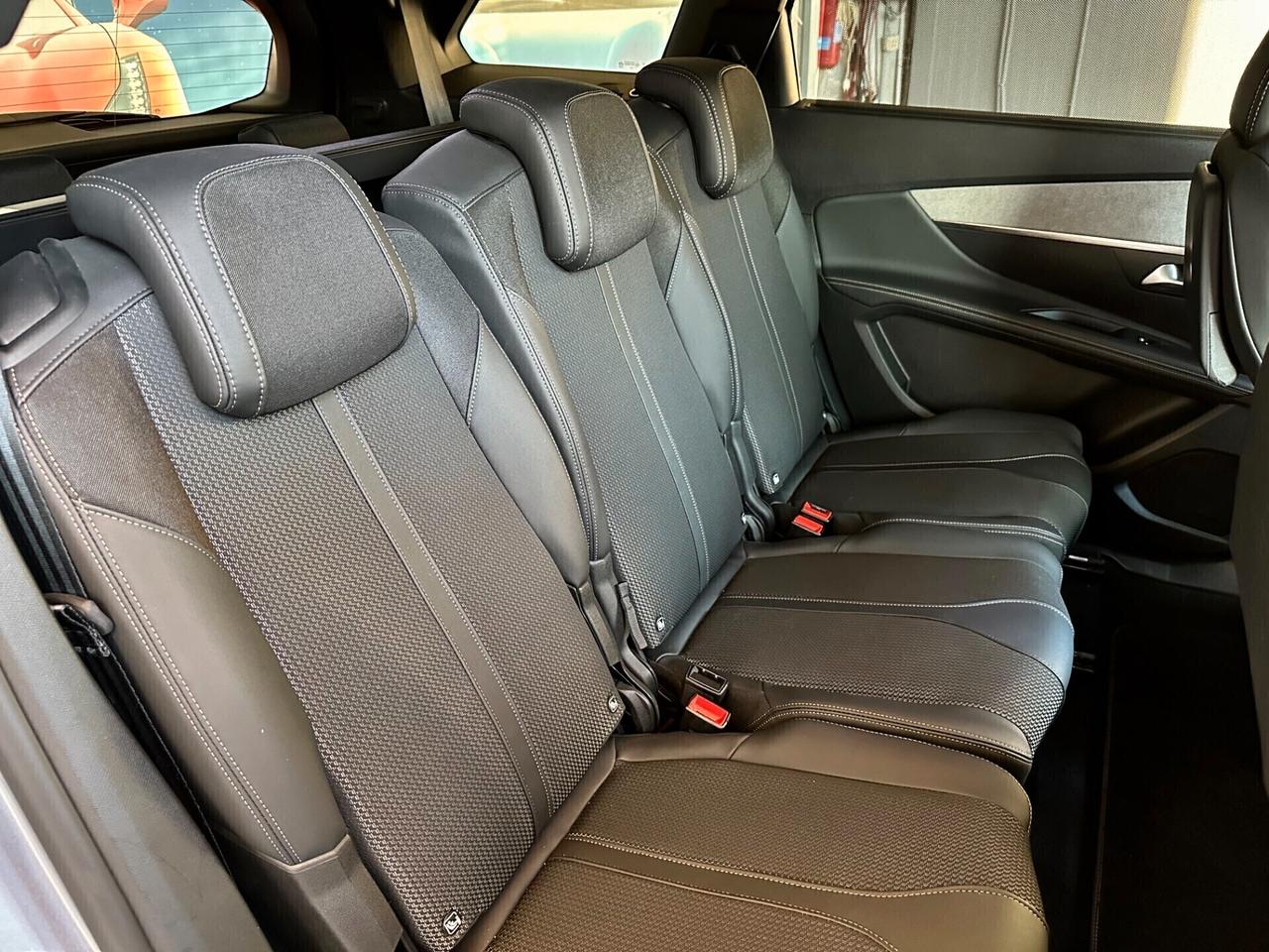 Peugeot 5008 BlueHDi 130 S&S EAT8 GT