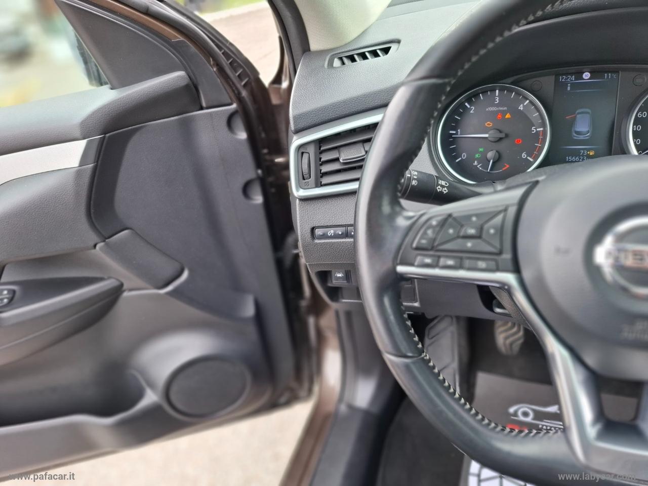 NISSAN Qashqai 1.5 dCi N-Connecta