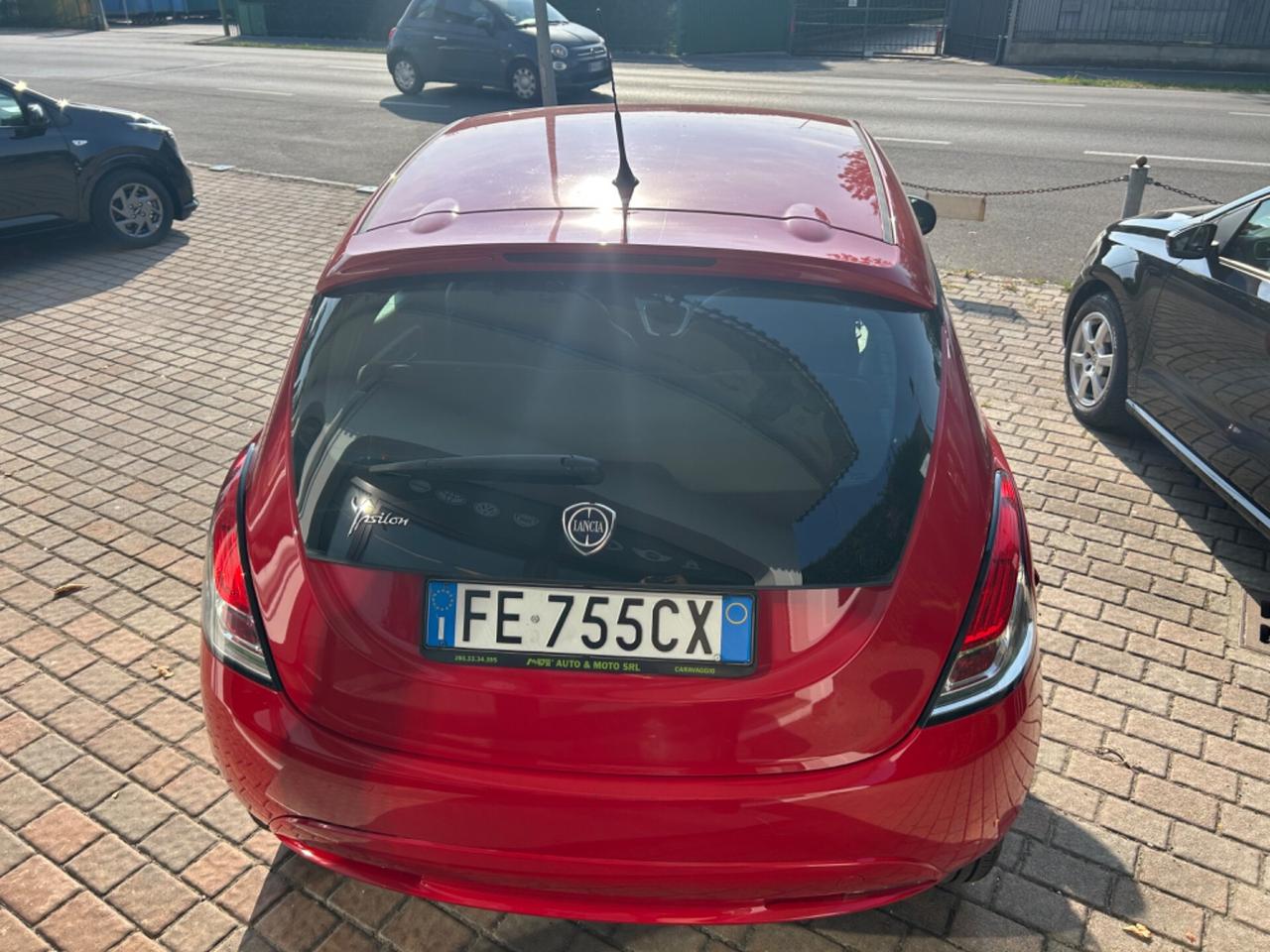 Lancia Ypsilon 1.2 69 CV 5 porte Platinum