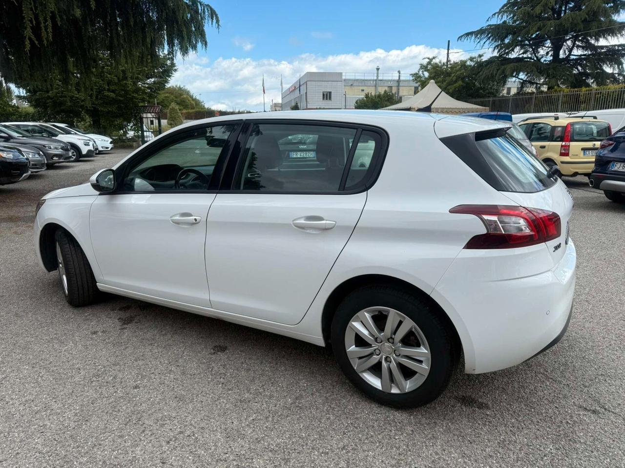 Peugeot 308 BlueHDi 1.6 HDI 120 S&S Allure BERLINA-2016