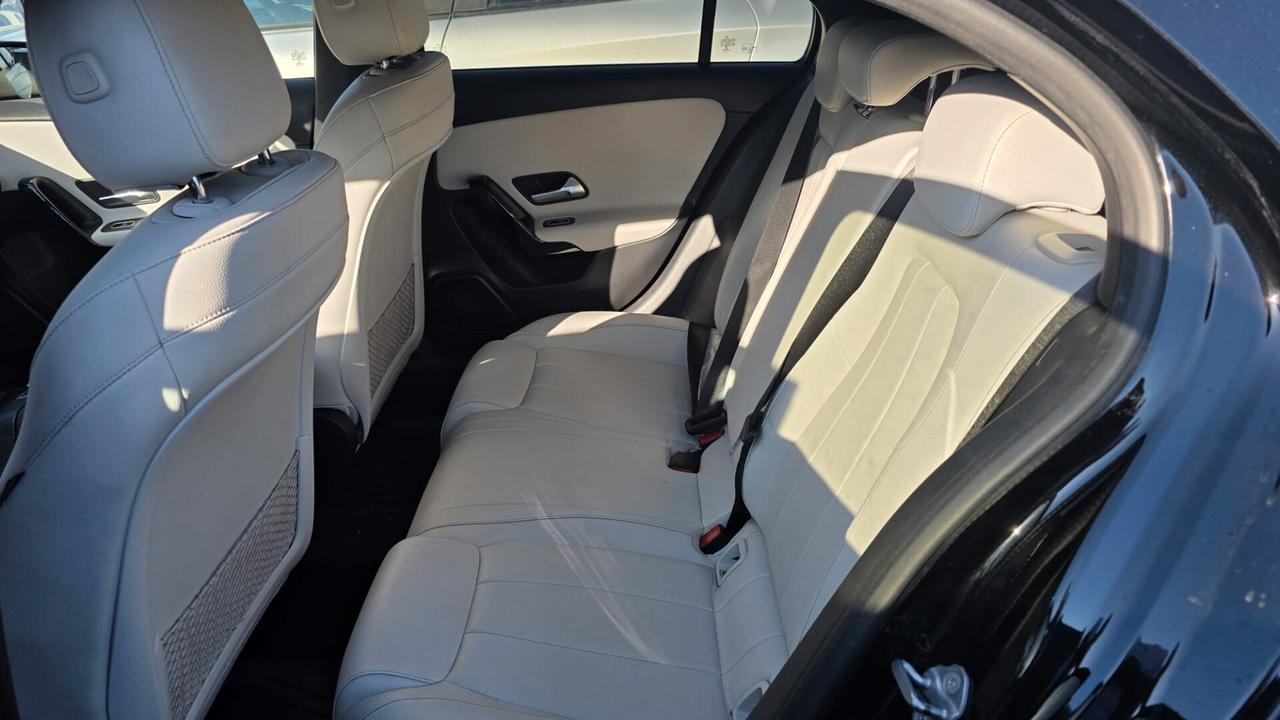 Mercedes-benz A 180 d Automatic Business Extra