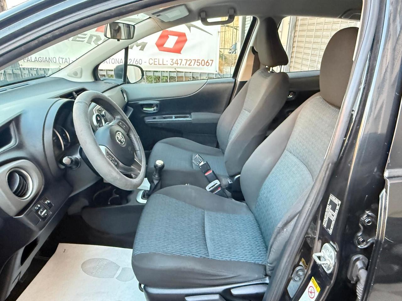 Toyota Yaris 1.0 5 porte Active
