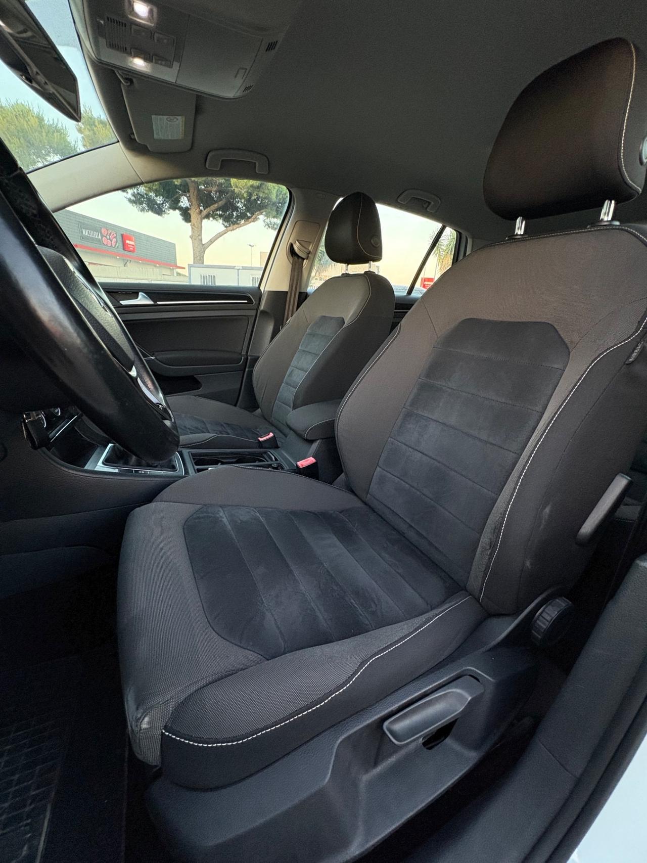 Volkswagen Golf Business 1.6 TDI 5p. 4MOTION Highline BlueMotion Tech.