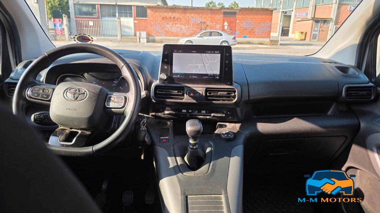 TOYOTA Proace City Verso 1.2P 110cv S&S L1 D Lounge