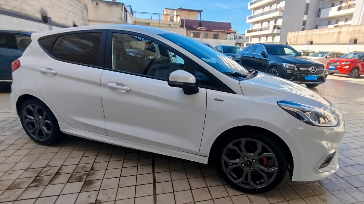 Ford Fiesta 1.1 85 CV 5 porte ST-Line