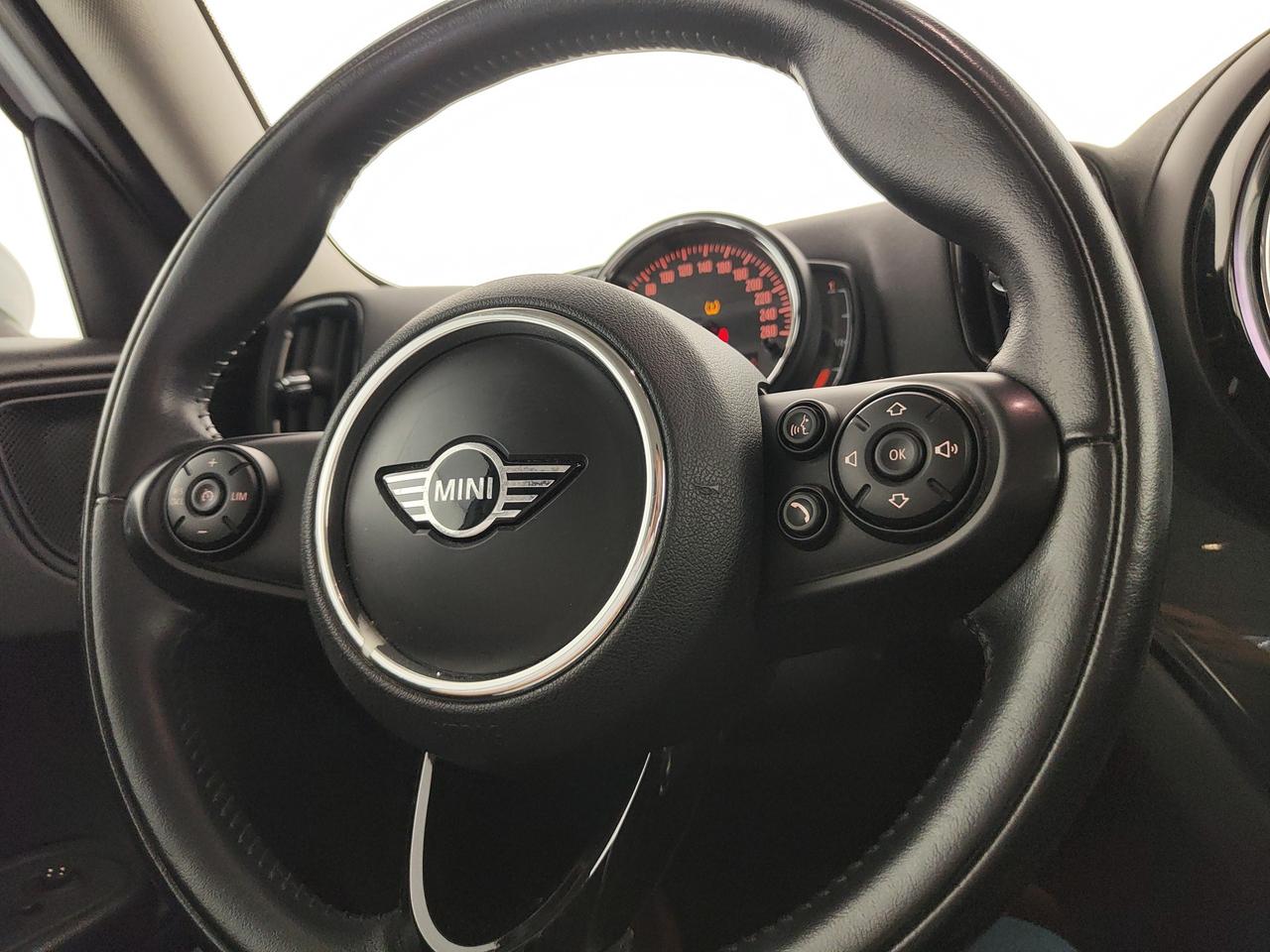 MINI Mini Countryman 1.5 One D Hype auto 7m