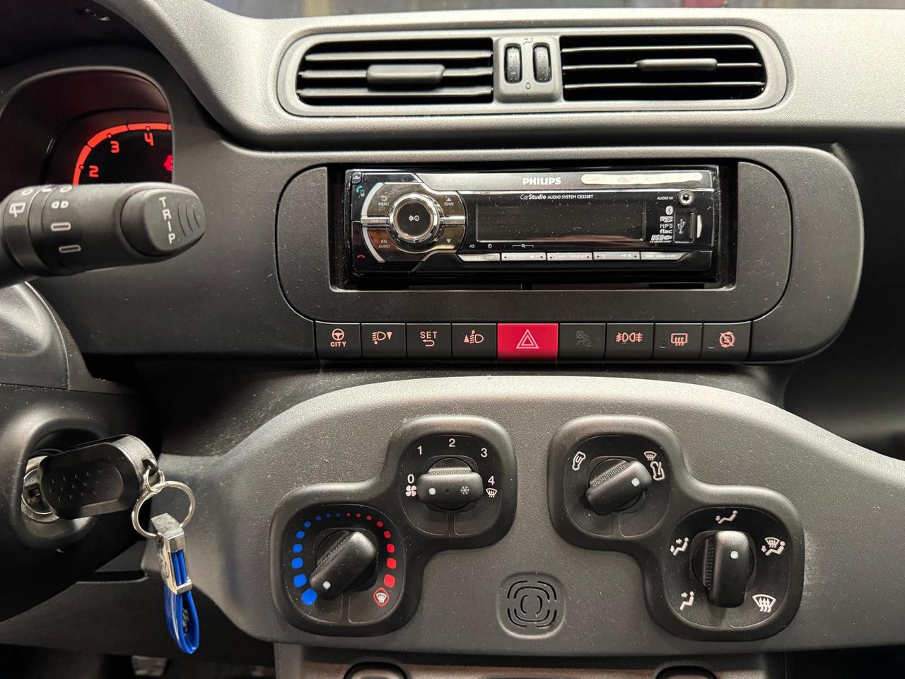 FIAT Panda III - Panda 1.0 firefly hybrid City Cross s&s 70cv 5p.ti