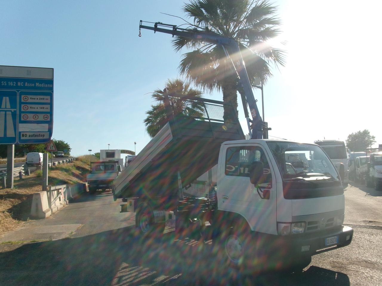 Nissan Cabstar 35-13 3000 130CV GRU PM 2523 3 SFILI RIBALTABILE TRILARALE