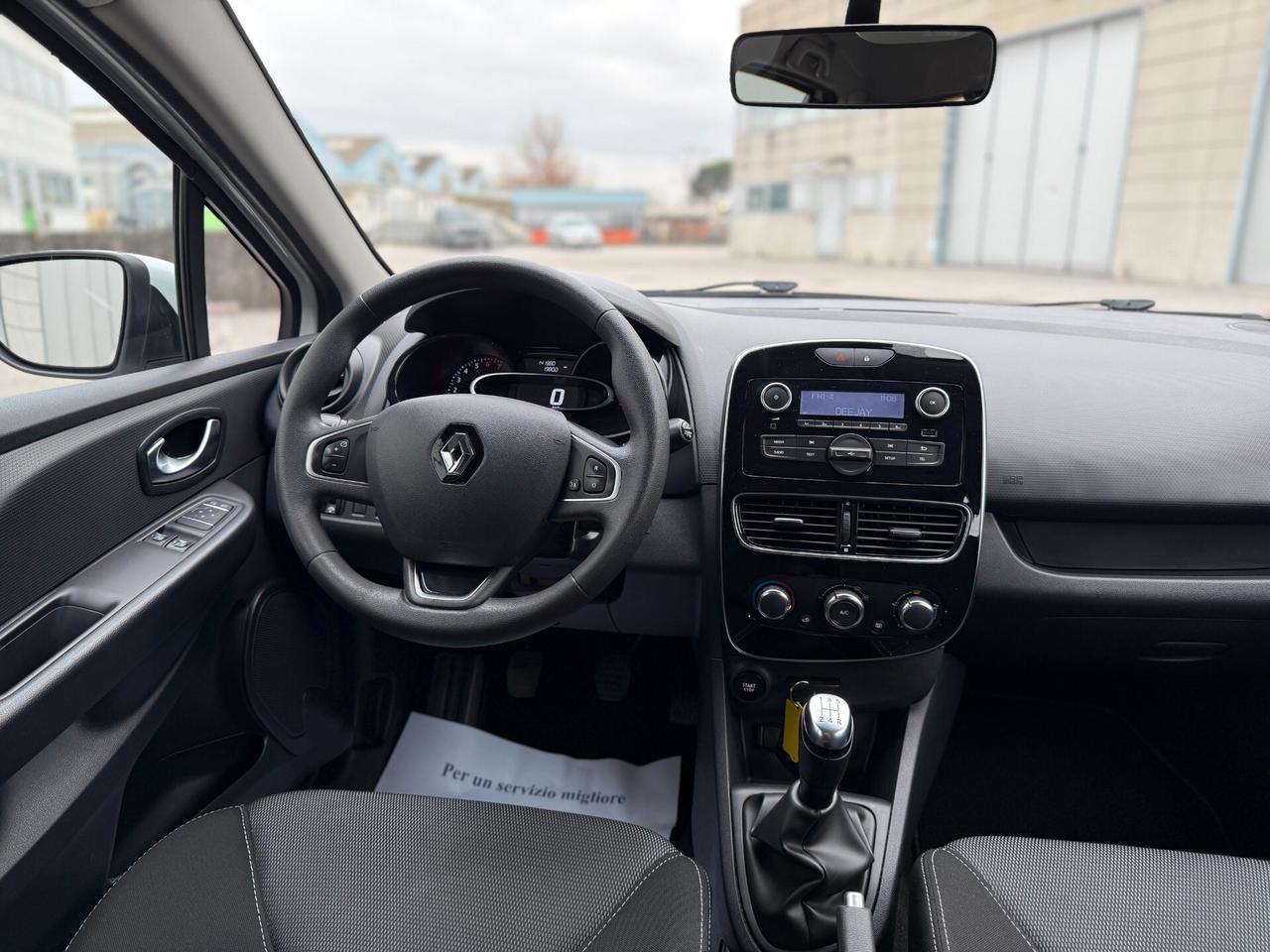 Renault Clio 1.2 75 CV 5 porte Duel