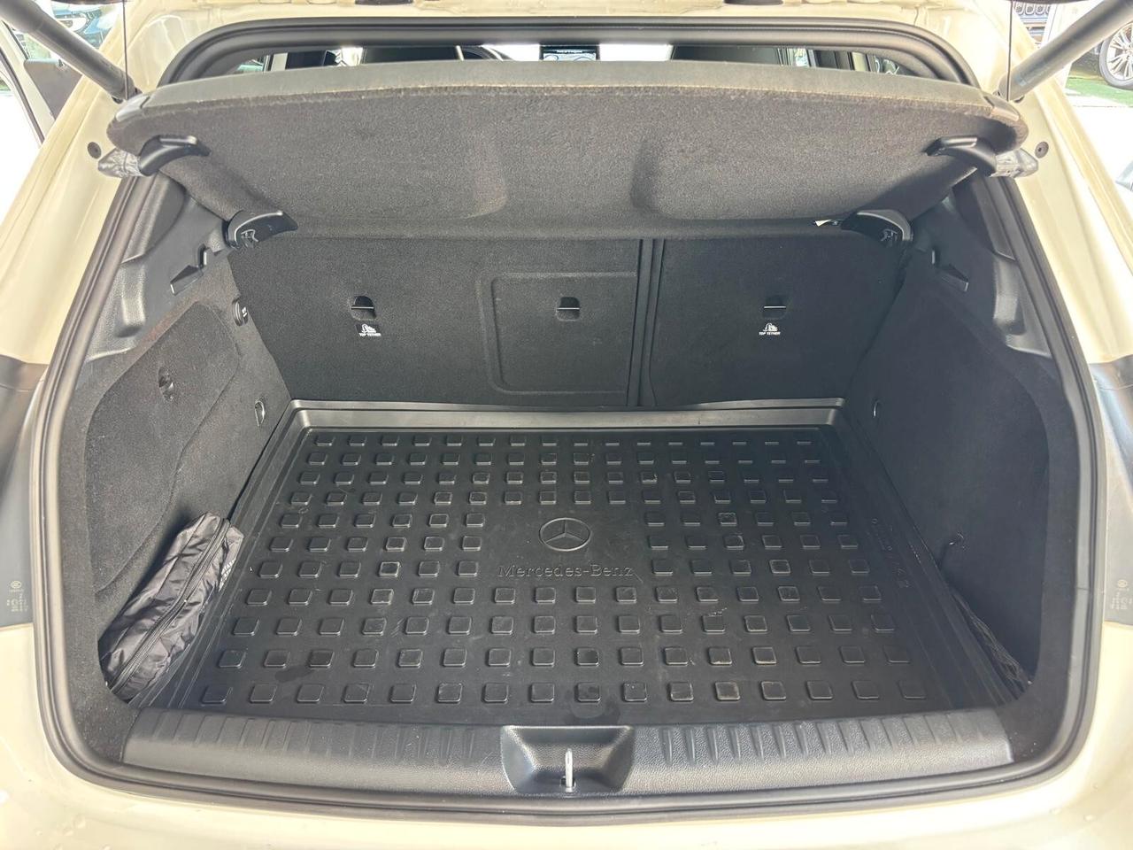 Mercedes-benz GLA 200 d Automatic Premium