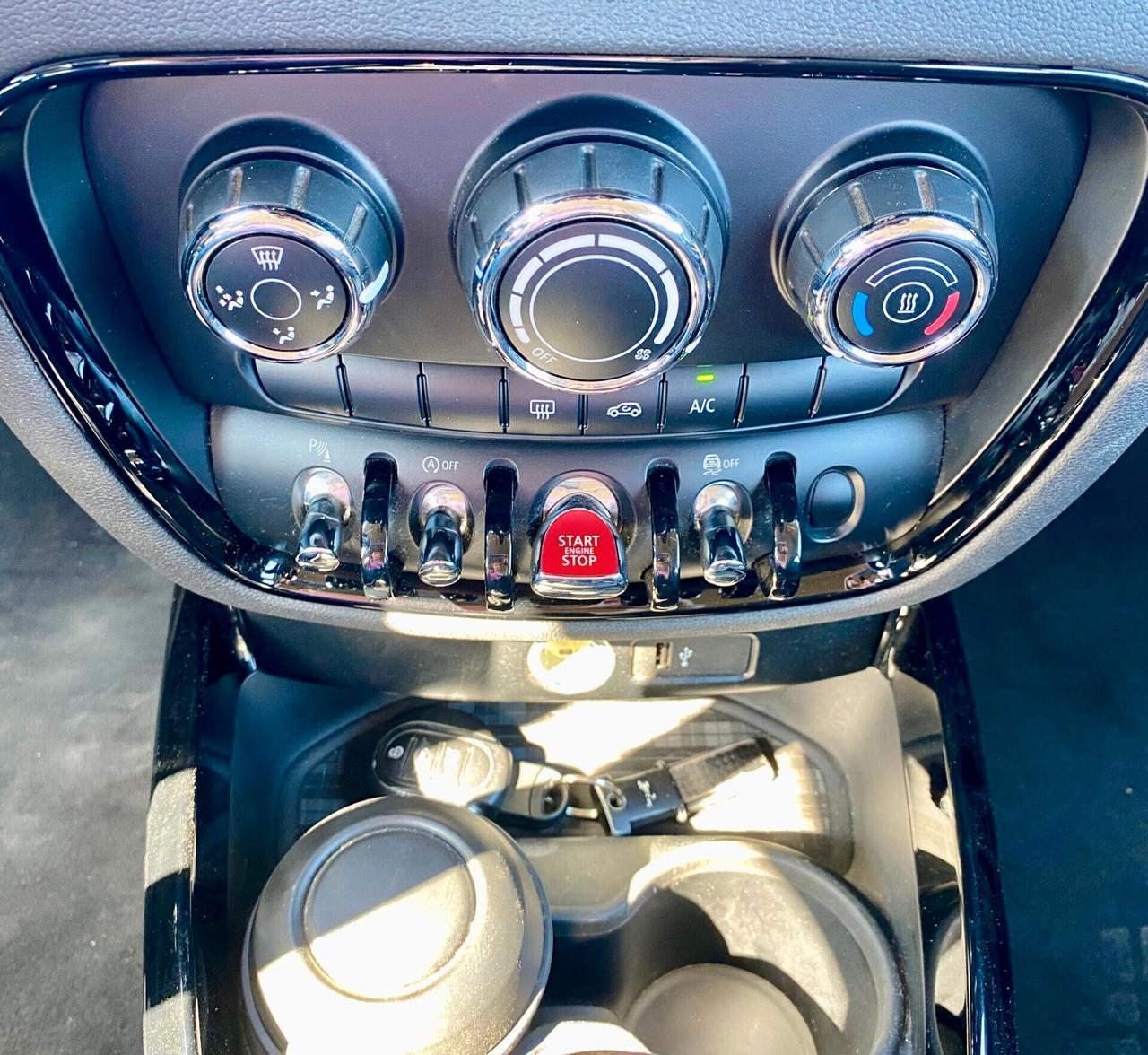 Mini 2.0 Cooper D 150 cv. Hype Clubman aut.
