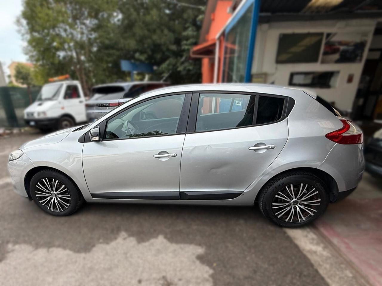 Renault Megane Mégane 1.5 dCi 110CV Attractive