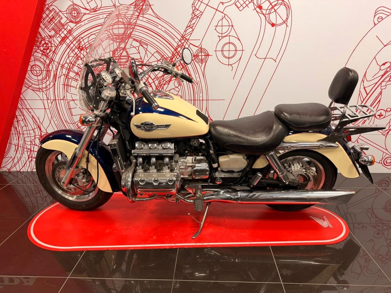 Honda F6 1500 C 1999