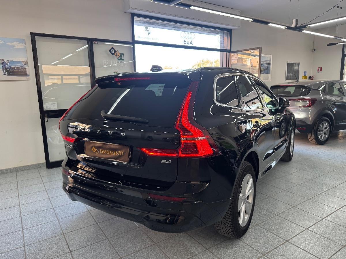 VOLVO XC60 -B4 automatico Core UNICO PROP/ RETROCAMERA/ LED/ SEDILI ELETTRICI
