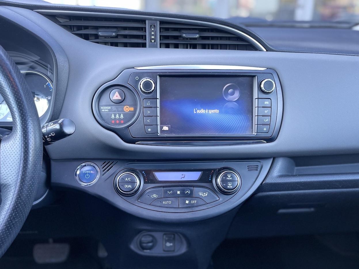 Toyota Yaris 1.5 Hybrid 73CV E6 Neo. Automatica - 2016