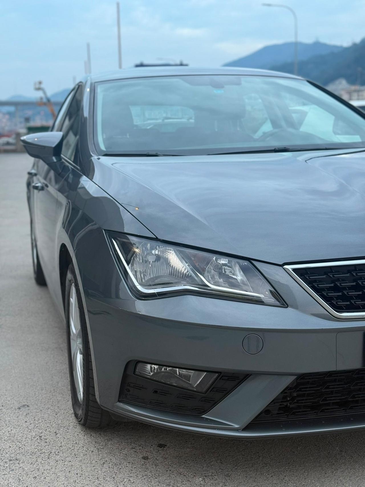SEAT LEON 1.6 TDI 5 PORTE PRONTA CONSEGNA