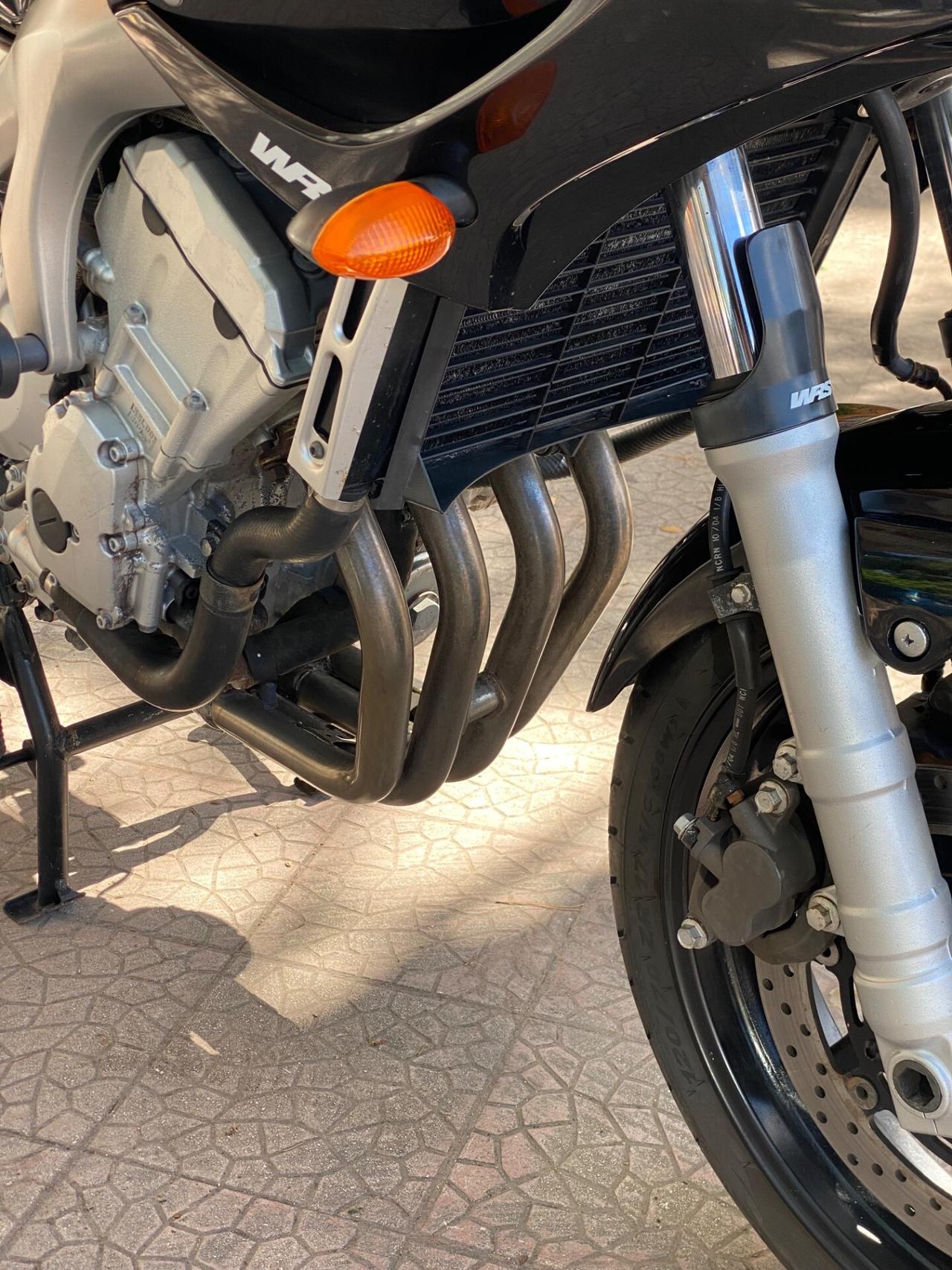 Yamaha FZ6 Fazer S2
