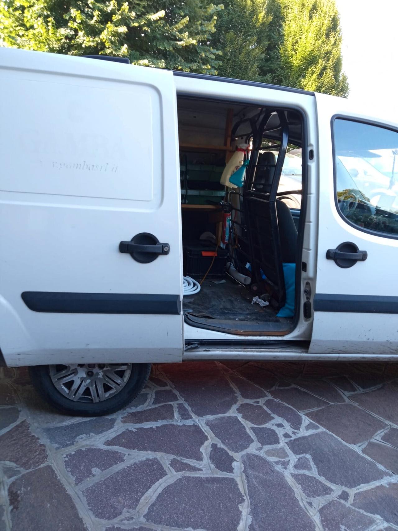Fiat Doblo Doblò 1.6 16V Natural Power Active