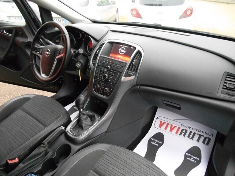 Opel Astra 1.4 Turbo 140CV Sports Tourer GPL Tech Elective