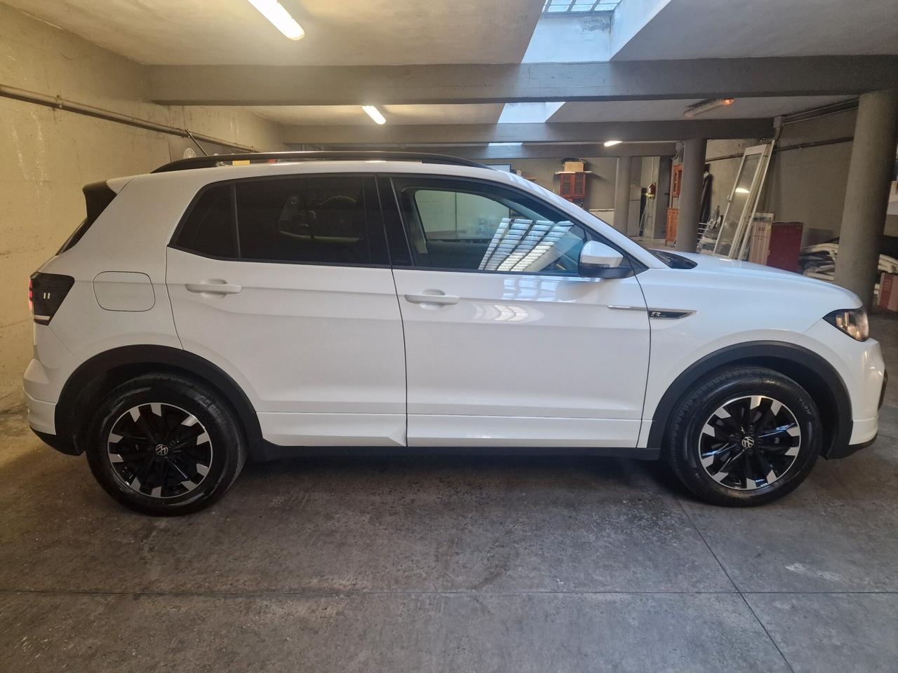 Volkswagen T-Cross 1.0 TSI 95cv R-LINE * COME NUOVA*