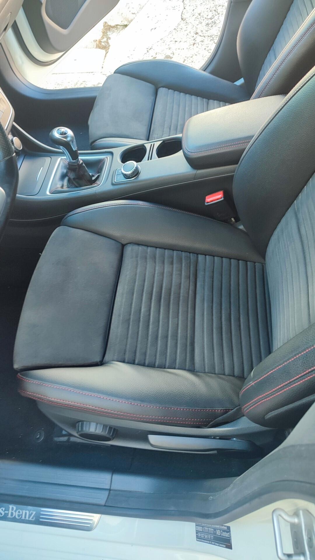 MERCEDES CLA 200 PREMIUM