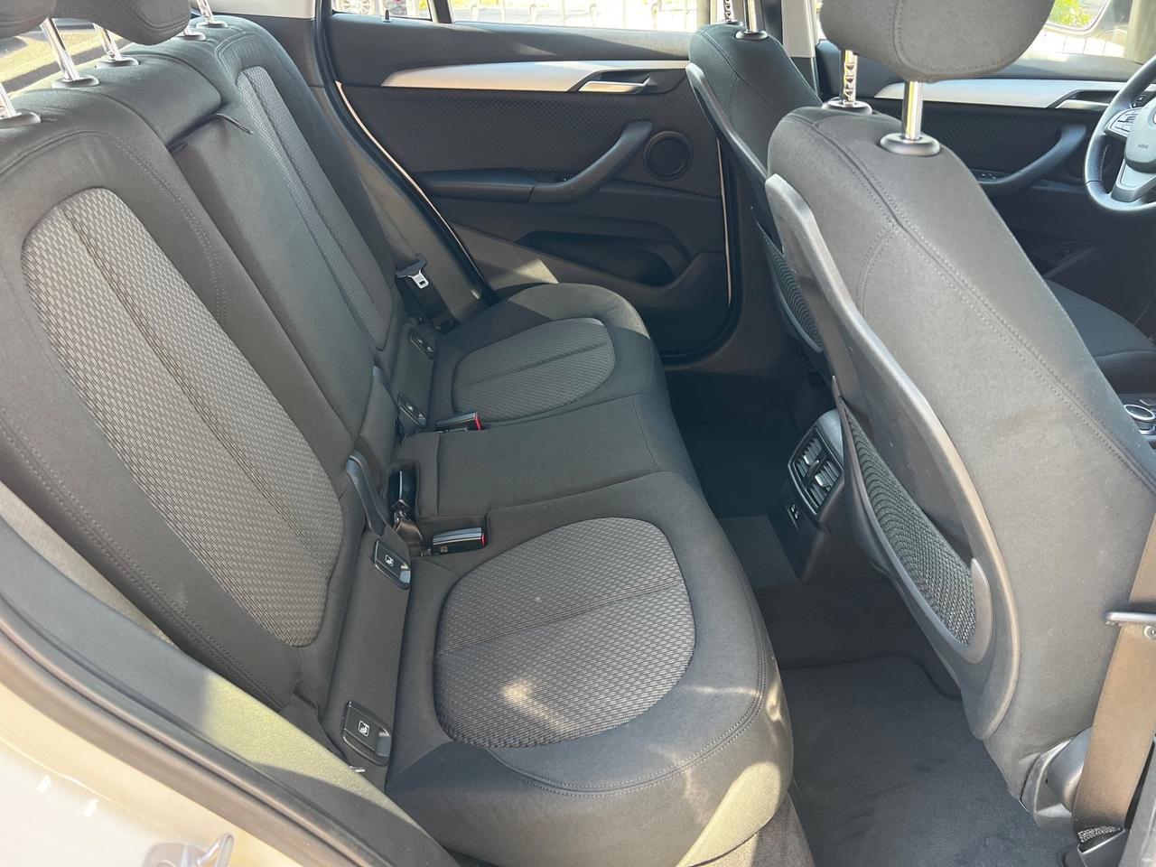 Bmw X1 sDrive18i Advantage