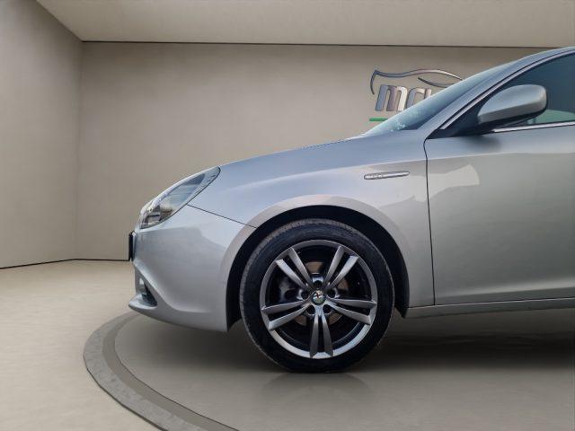 ALFA ROMEO Giulietta 1.6 JTDm-2 105 CV Distinctive