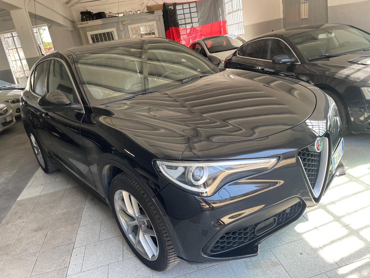 Alfa Romeo Stelvio 2.0 Turbo 280 CV AT8 Q4 Veloce