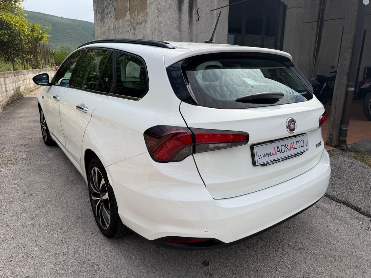 Fiat Tipo 1.4 T-Jet 120CV GPL SW Lounge