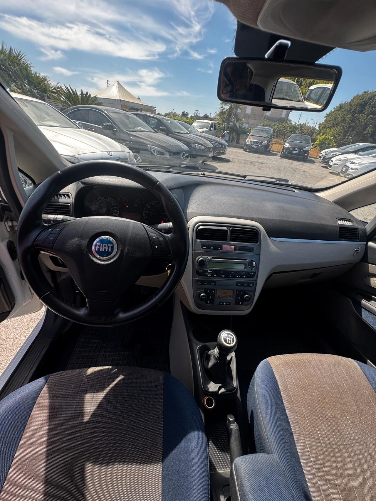 Fiat Grande Punto 1.3 MJT 75 CV 3 porte Dynamic