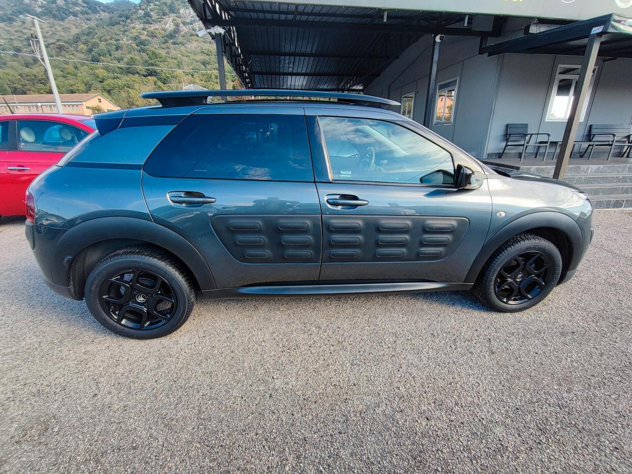 Citroen C4 Cactus PureTech 82 Shine