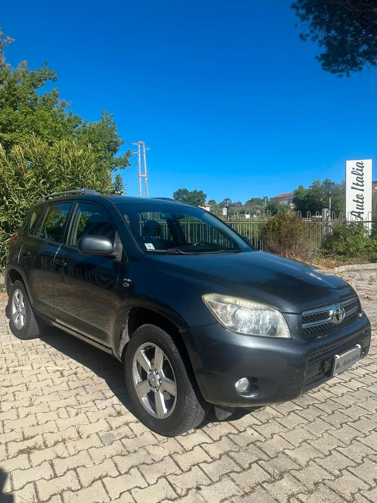 TOYOTA RAV4 2.2 D-4D 136 CV 2006