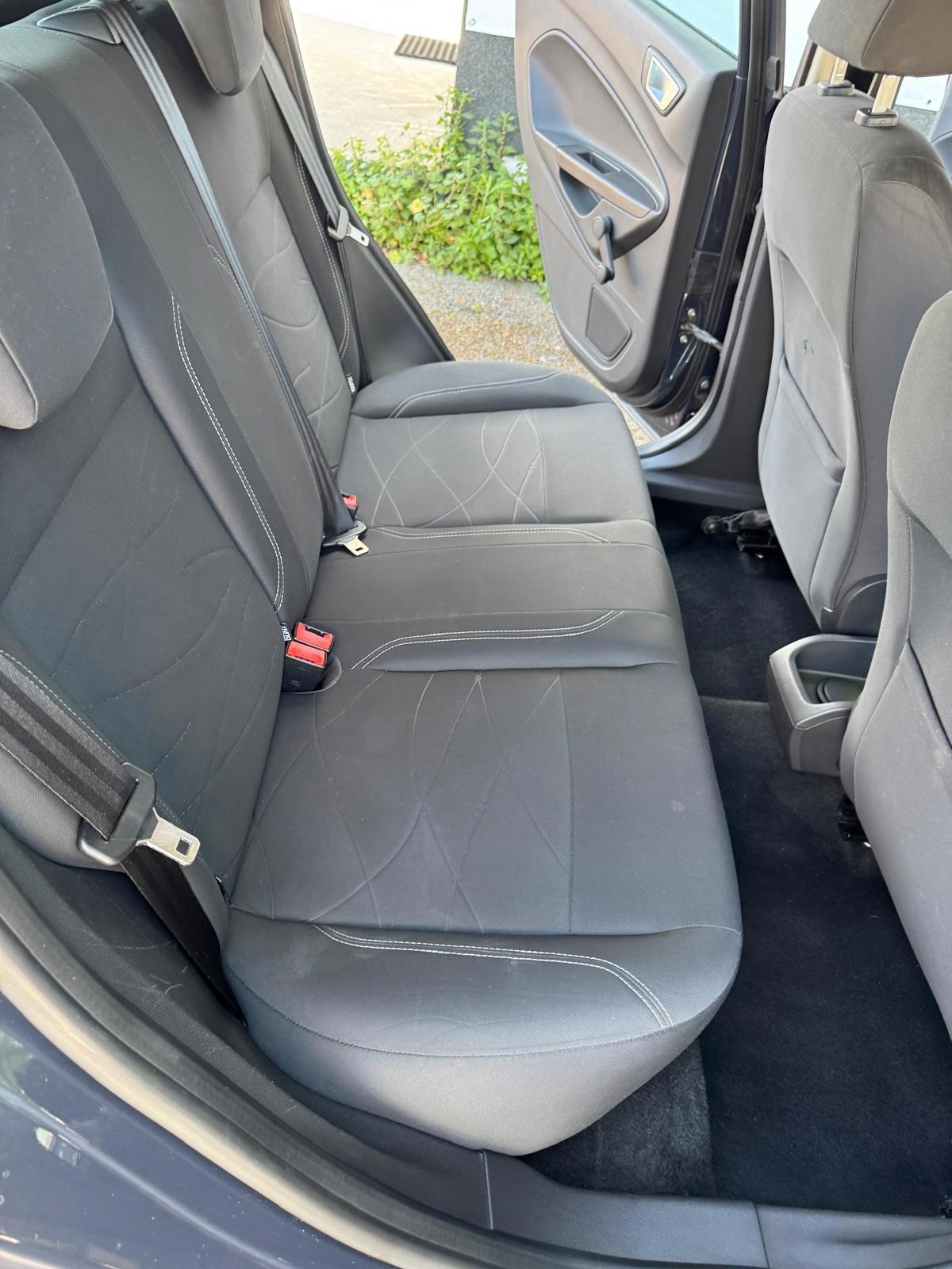 Ford Fiesta 1.5 TDCi 75CV 5 porte Business