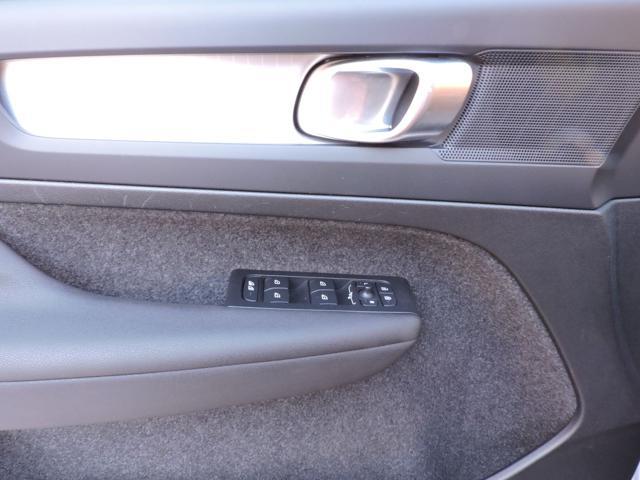 VOLVO XC40 B3 automatico Core Aziendale