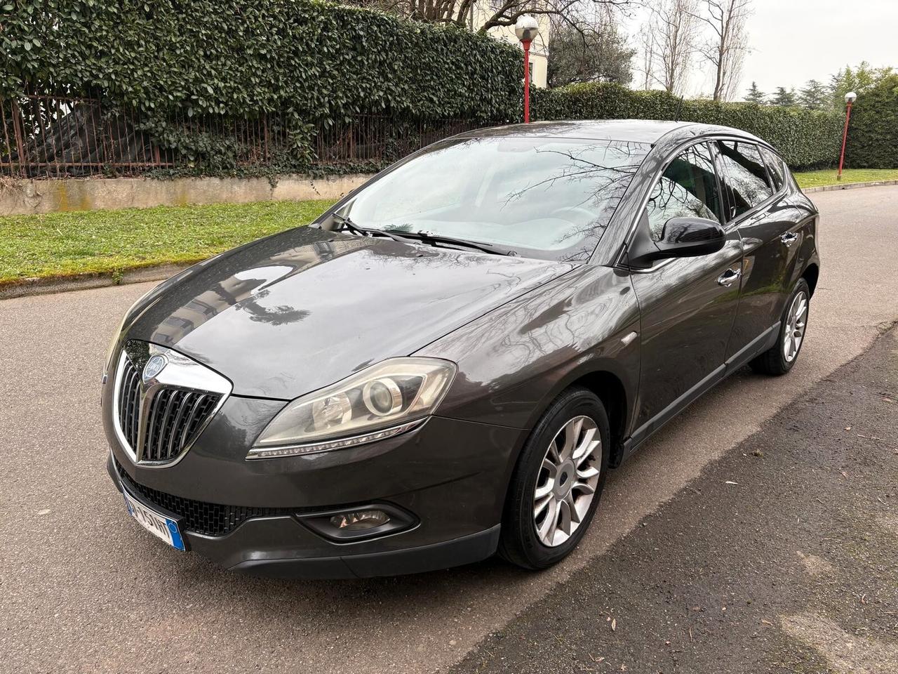 Lancia Delta 1.6 MJT DPF Platino