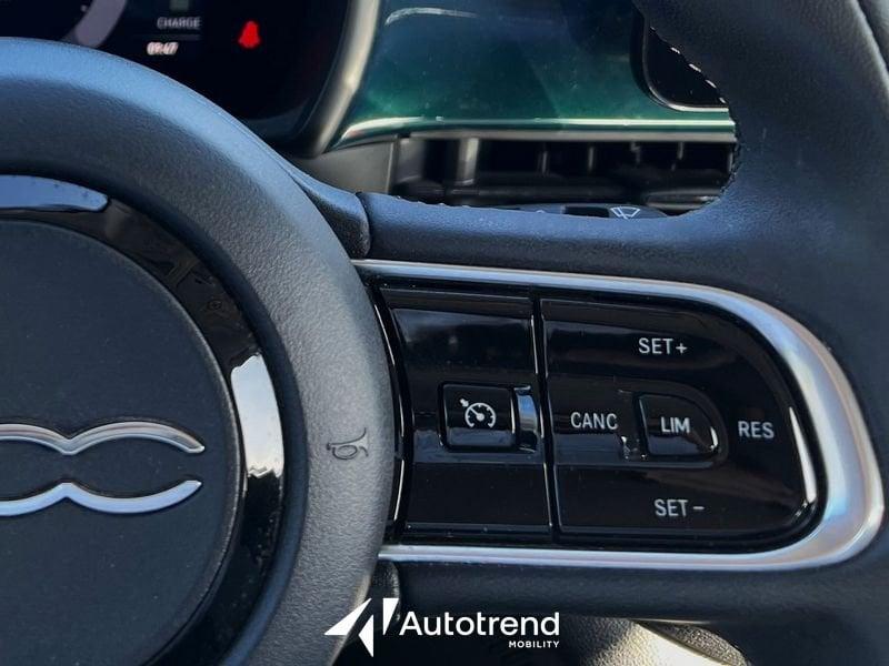 FIAT 500 e Berlina 42 kWh 118 CV Icon