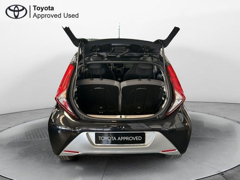 Toyota Aygo Connect 1.0 VVT-i 72 CV 5 porte x-fun