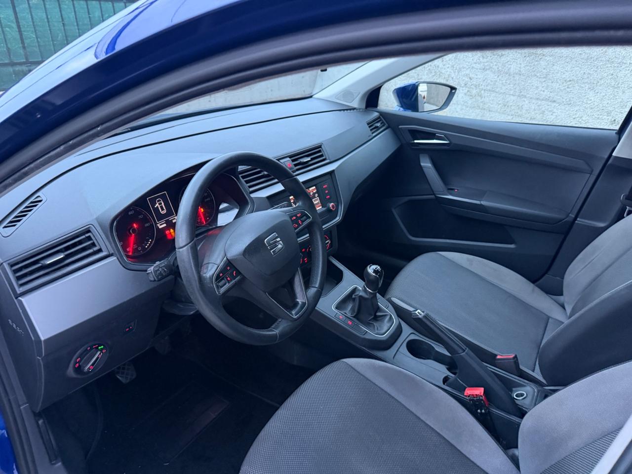 SEAT IBIZA 2017 1.0 BENZINA EURO6B NEOPATENTATI