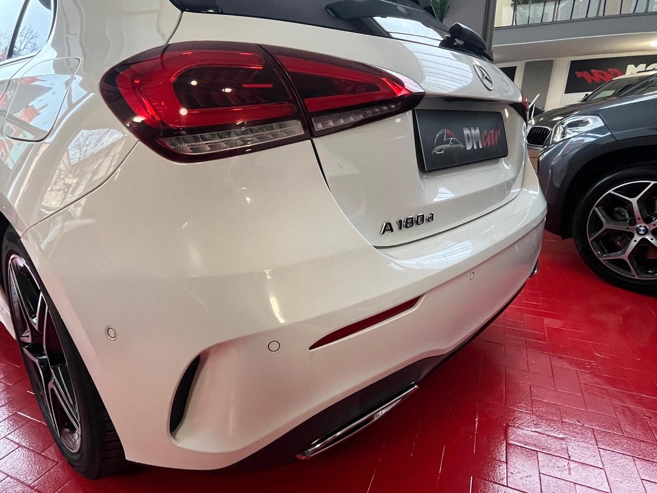 MERCEDES CLASSE A 1.6 TDI 116CV Sport Extra Cambio automatico Navi Cerchi AMG Pelle Alcantara allestimento AMG OK NEOPATENTATI